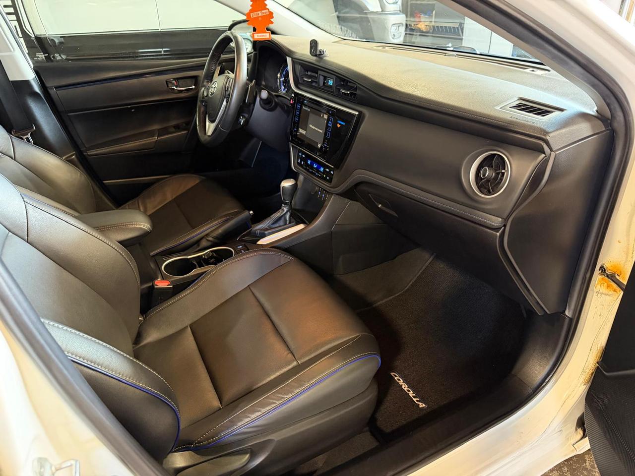 2019 Toyota Corolla SE CVT  | SUNROOF | LEATHER | 1.8 L | 4 CYL Photo