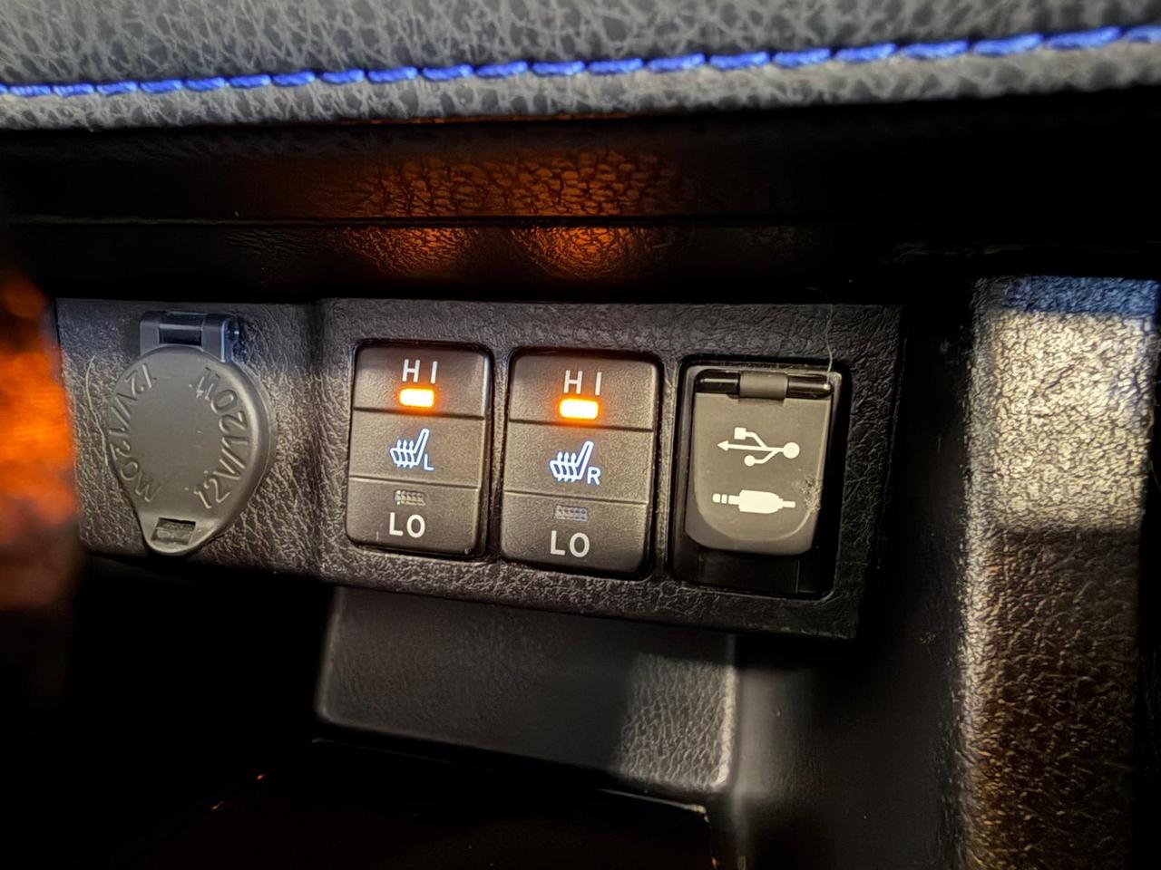 2019 Toyota Corolla SE CVT  | SUNROOF | LEATHER | 1.8 L | 4 CYL Photo