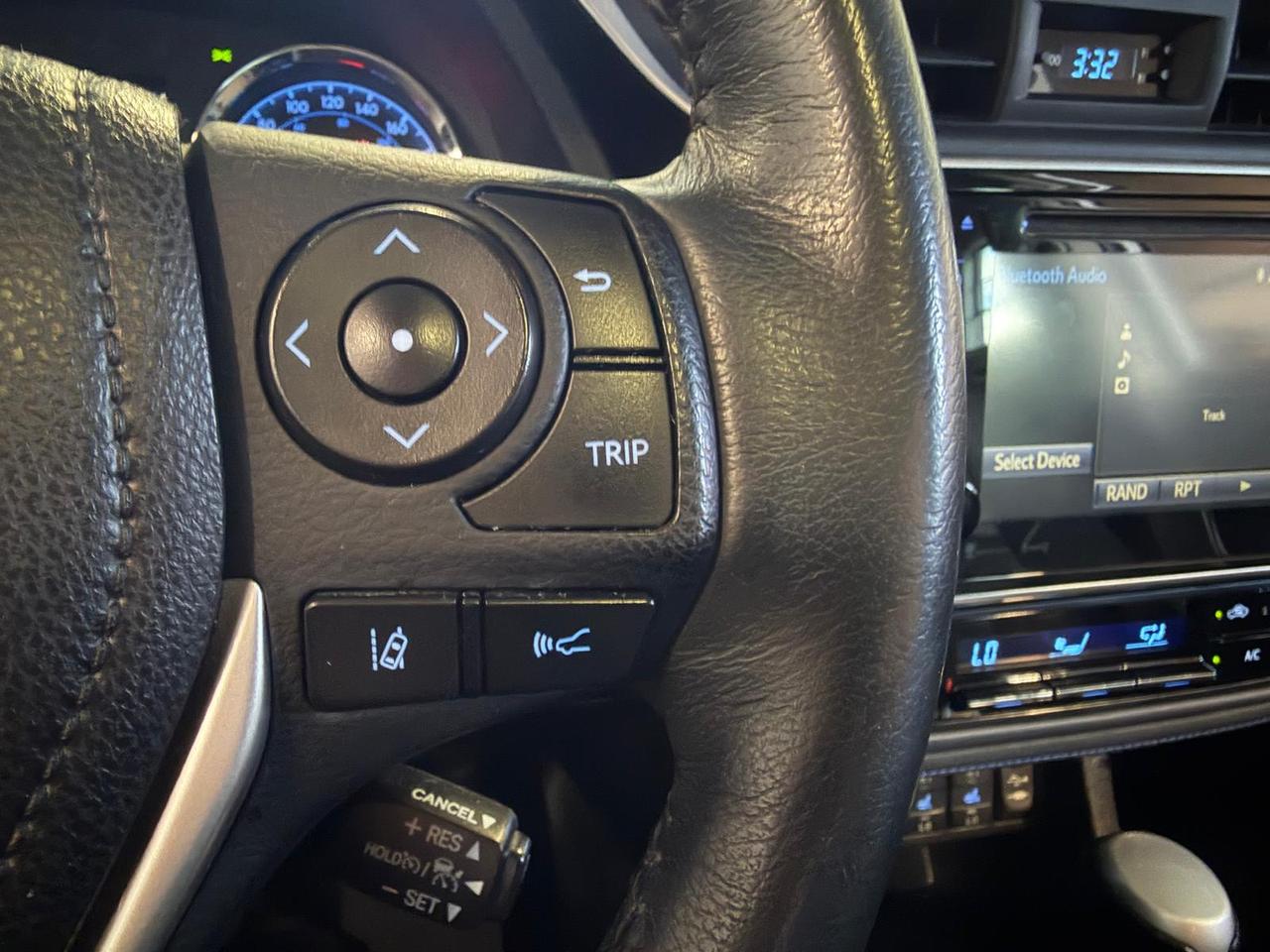 2019 Toyota Corolla SE CVT  | SUNROOF | LEATHER | 1.8 L | 4 CYL Photo