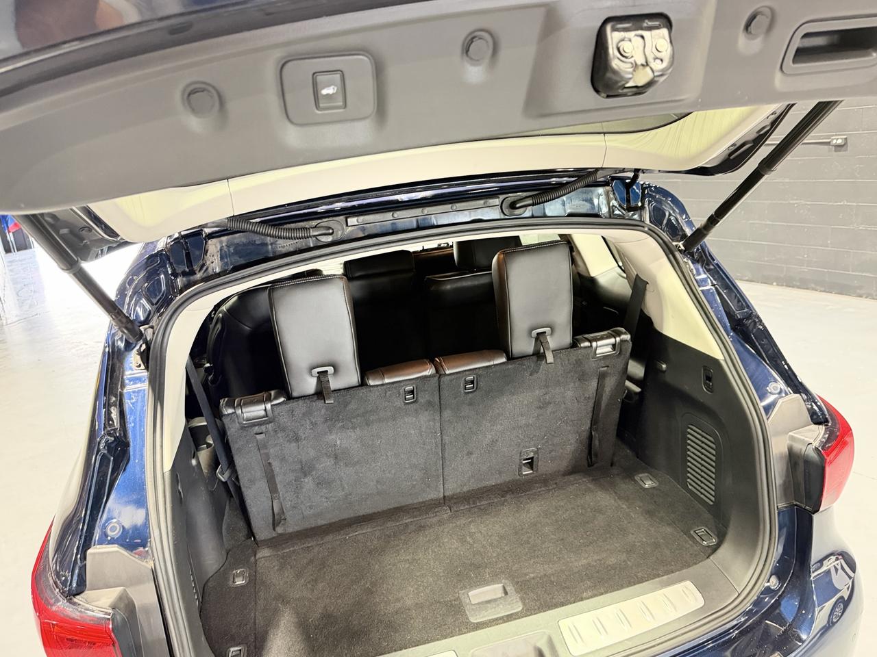 2017 Infiniti QX60 LUXURY Photo