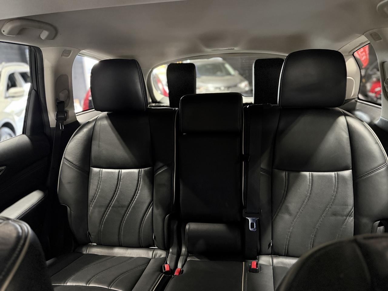 2017 Infiniti QX60 LUXURY Photo