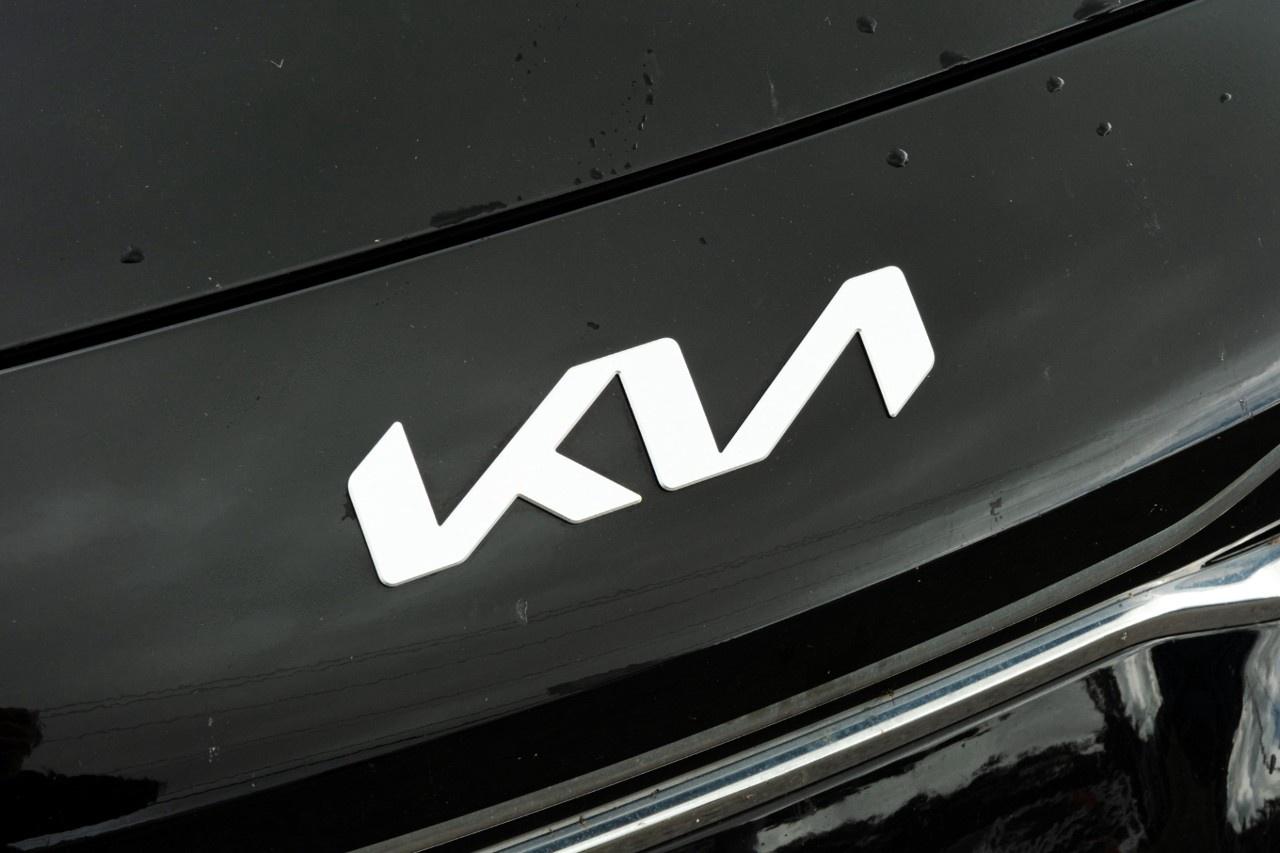 2023 Kia Rio 5-Door (5) EX Premium IVT Photo