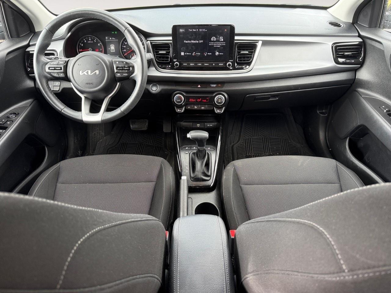 2023 Kia Rio 5-Door (5) EX Premium IVT Photo