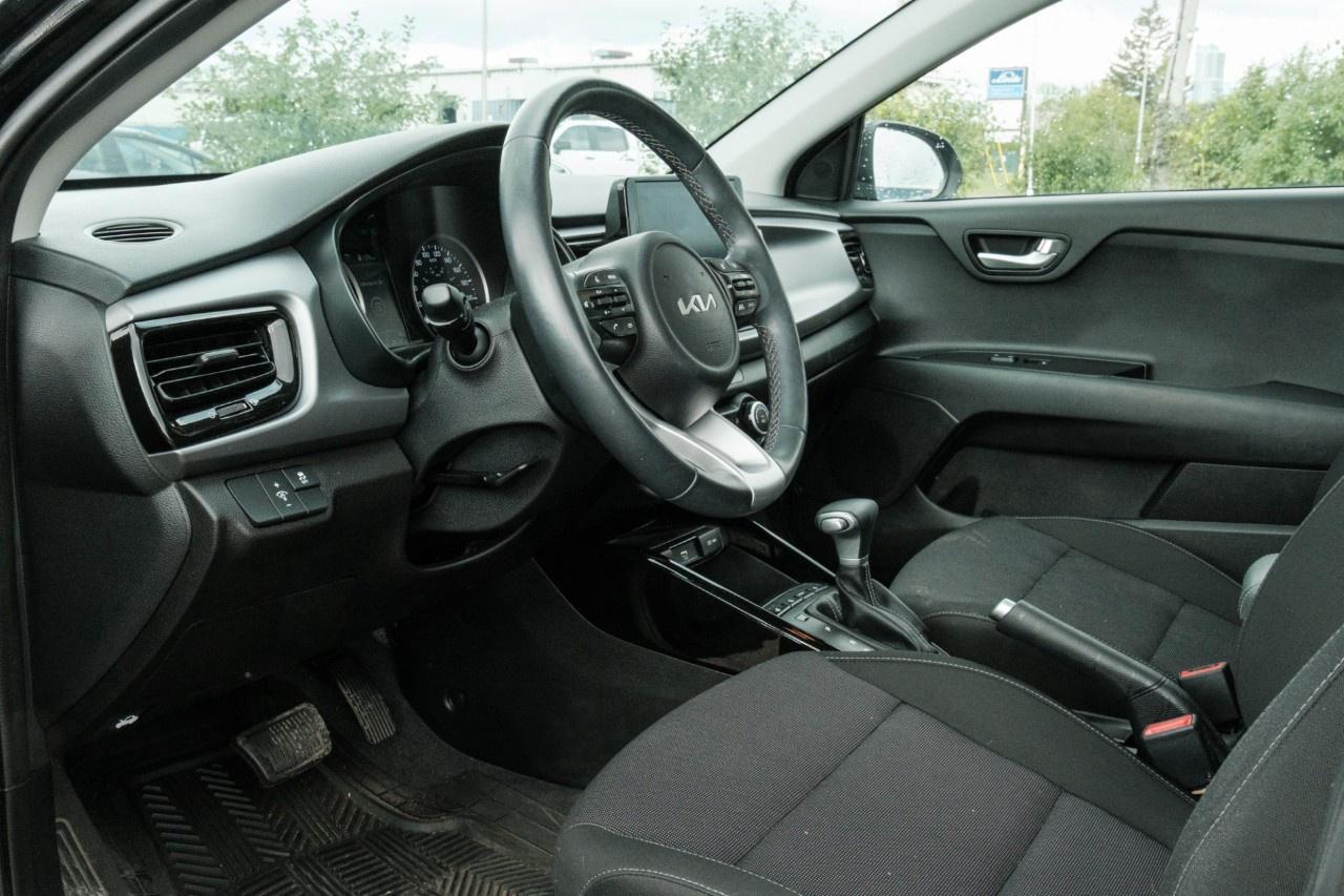 2023 Kia Rio 5-Door (5) EX Premium IVT Photo