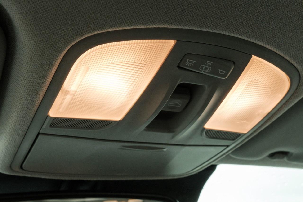 2023 Kia Rio 5-Door (5) EX Premium IVT Photo