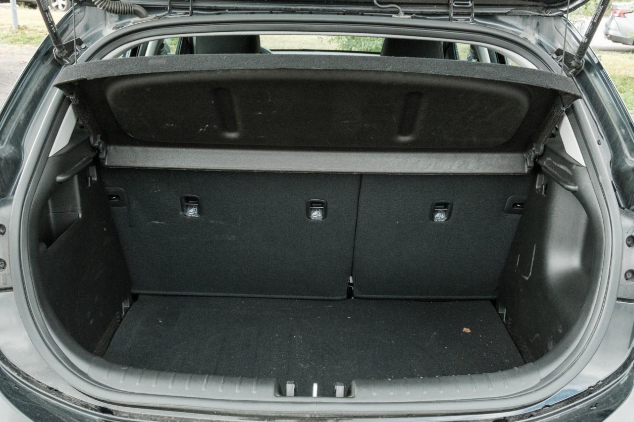 2023 Kia Rio 5-Door (5) EX Premium IVT Photo