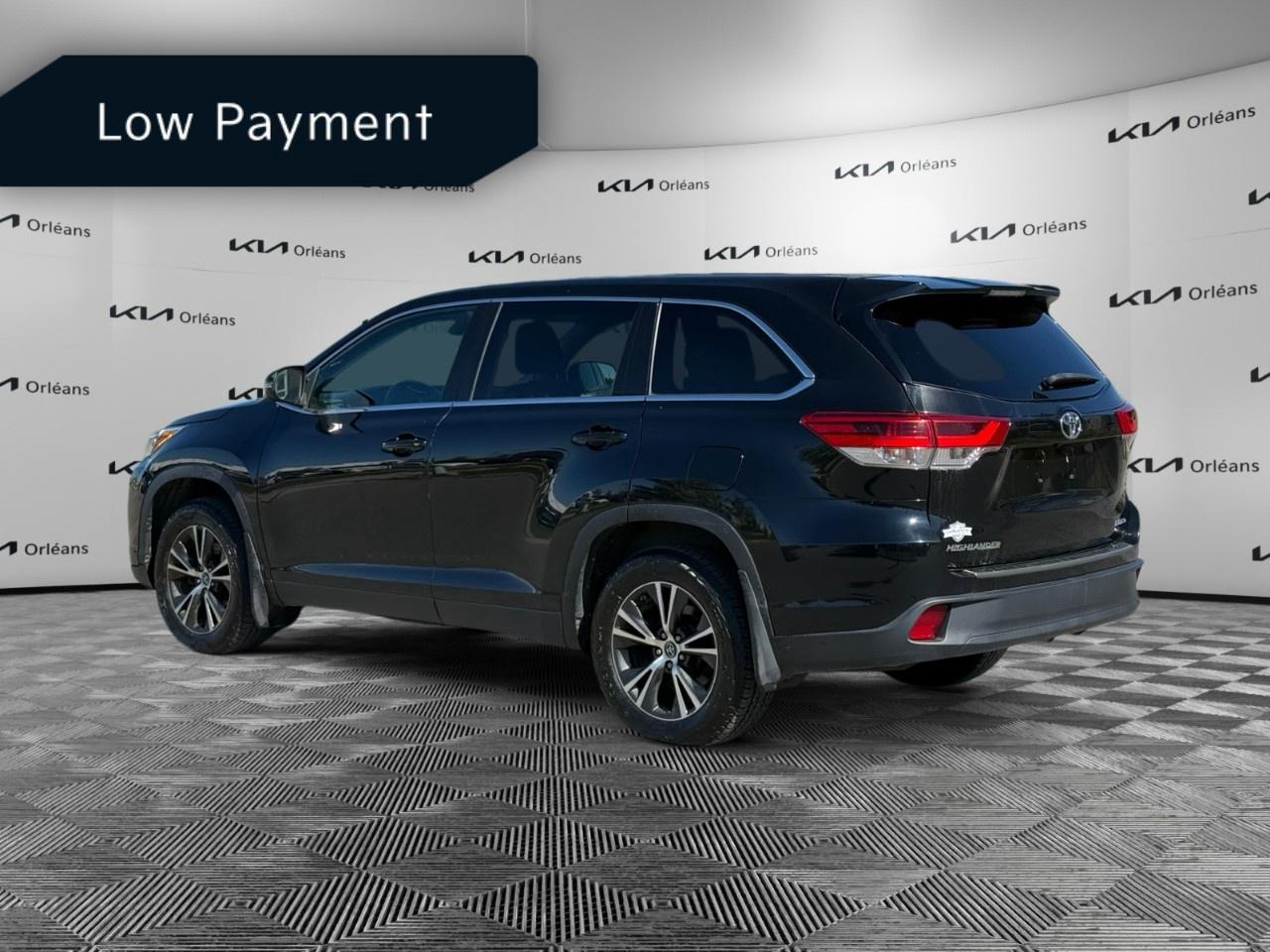 2019 Toyota Highlander Awd Le Photo2