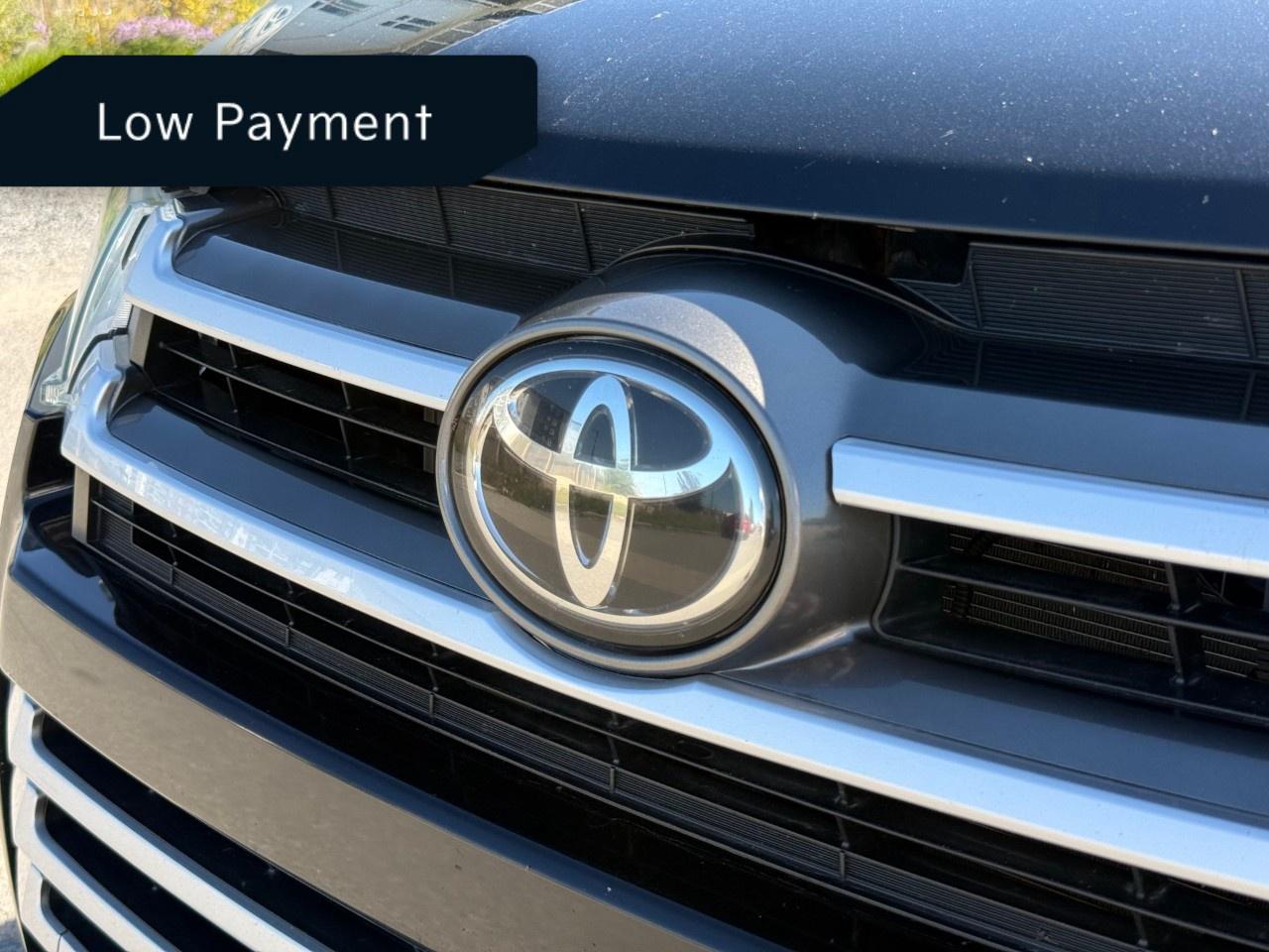 2019 Toyota Highlander Awd Le Photo