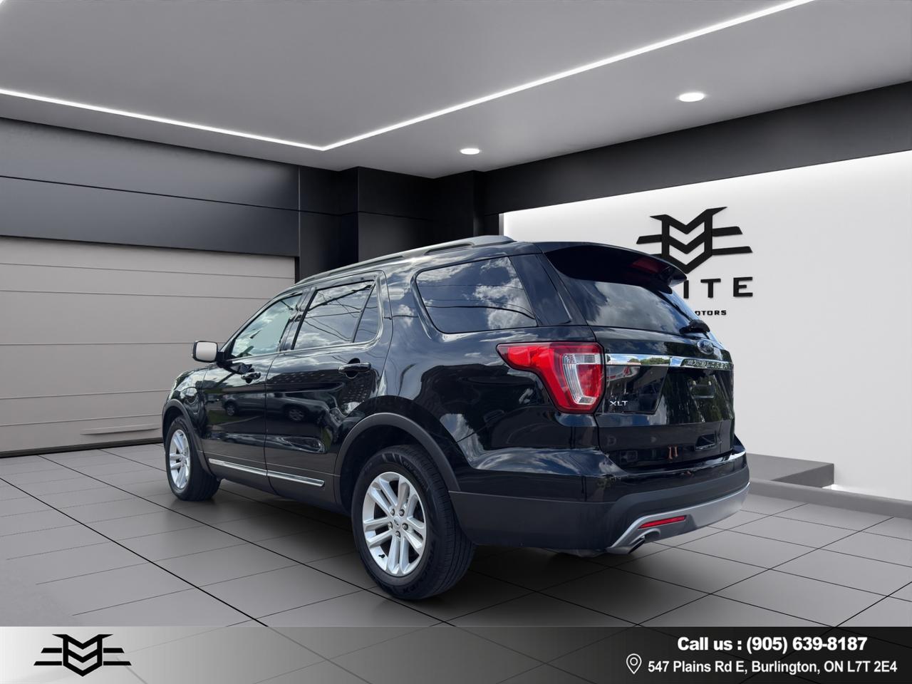 2017 Ford Explorer XLT - V6 - Navigation System - Backup Camera !!!! Photo