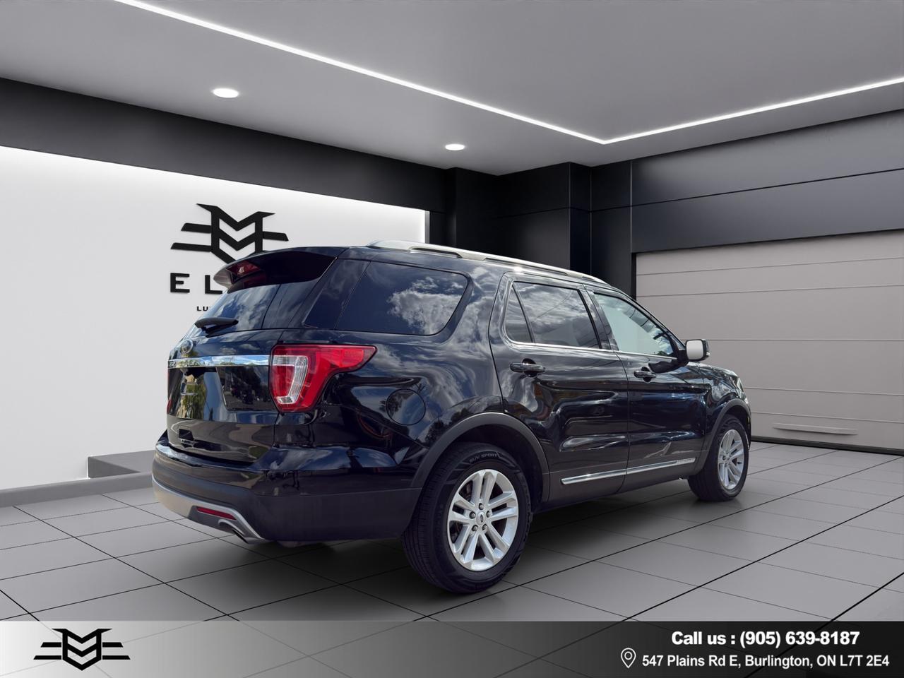 2017 Ford Explorer XLT - V6 - Navigation System - Backup Camera !!!! Photo