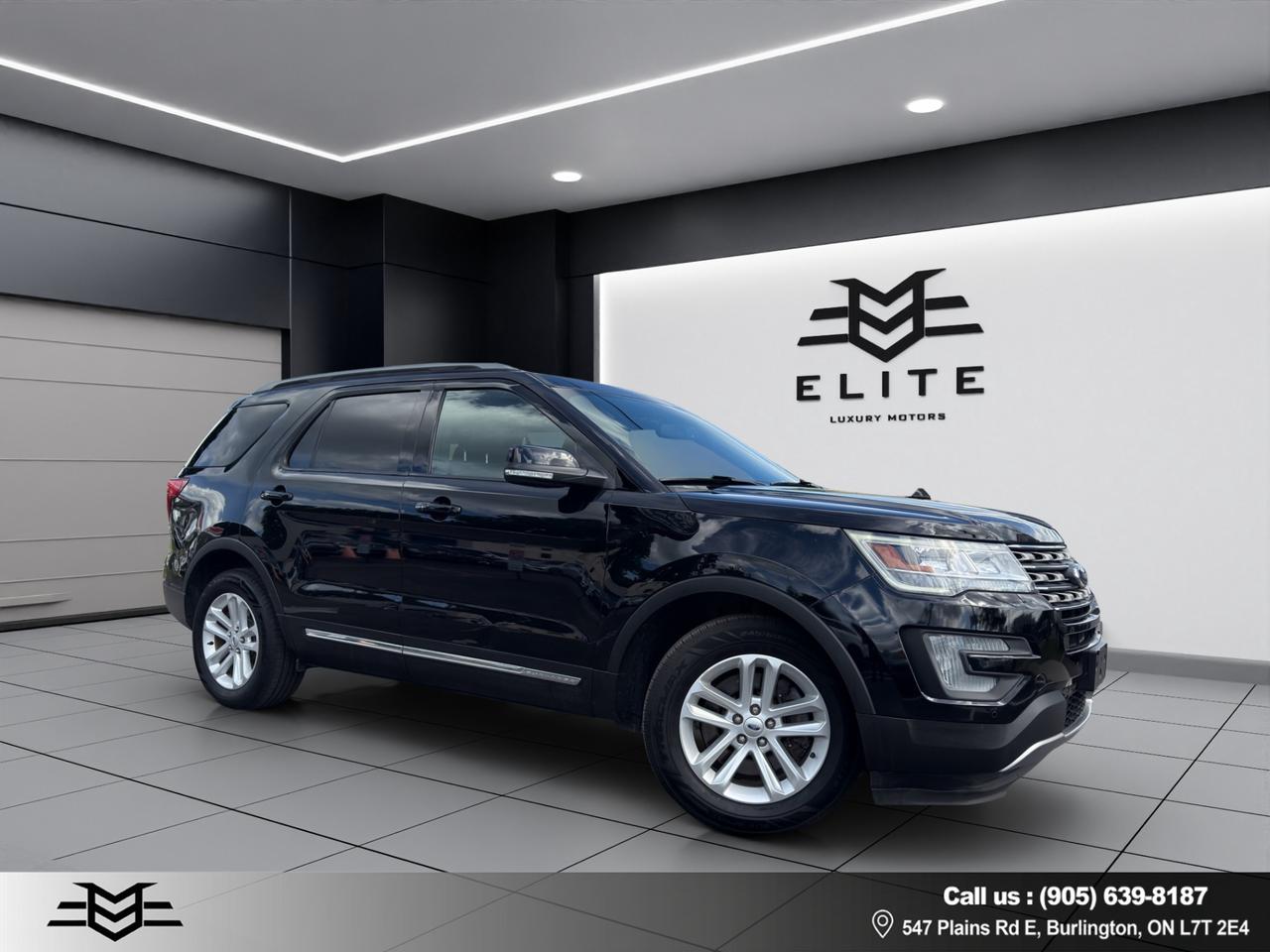 2017 Ford Explorer XLT - V6 - Navigation System - Backup Camera !!!! Photo