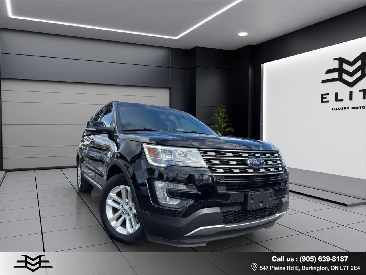 2017 Ford Explorer XLT - V6 - Navigation System - Backup Camera !!!! Photo