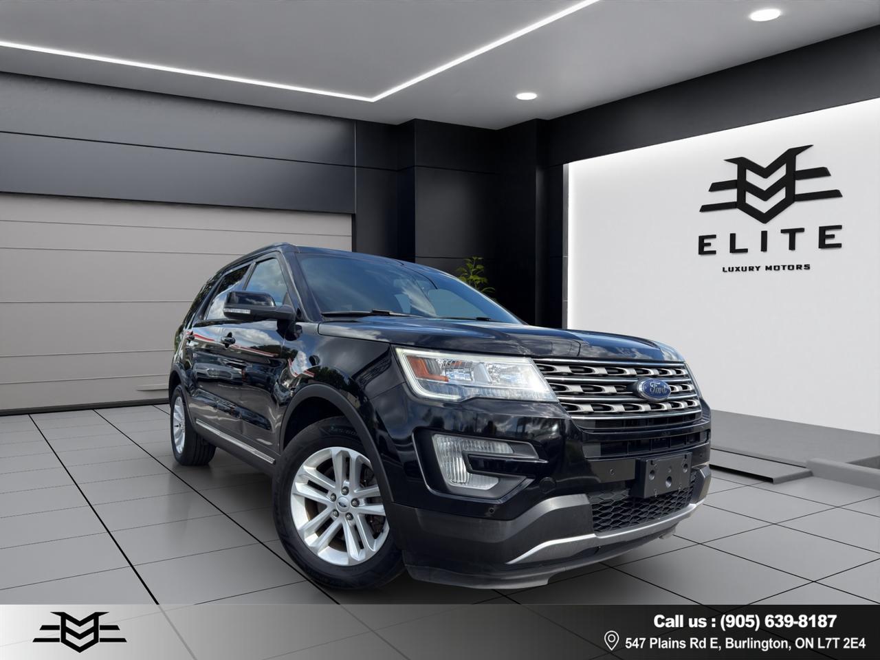 2017 Ford Explorer XLT - V6 - Navigation System - Backup Camera !!!! Photo
