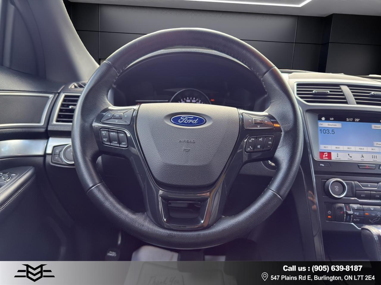 2017 Ford Explorer XLT - V6 - Navigation System - Backup Camera !!!! Photo