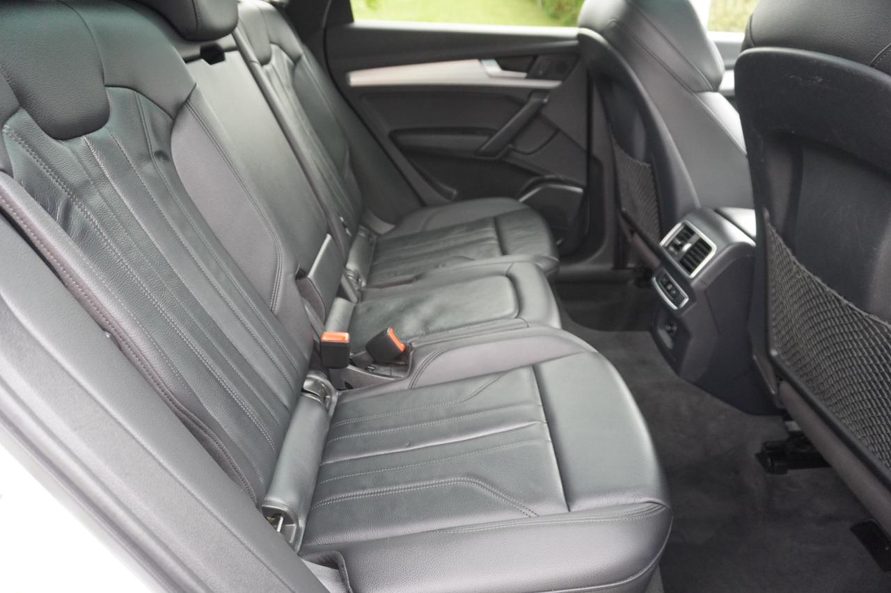 2019 Audi Q5 ONE OWNER / NO ACCIDENTS / S-LINE / PROGRESSIVE / QUATTRO Photo