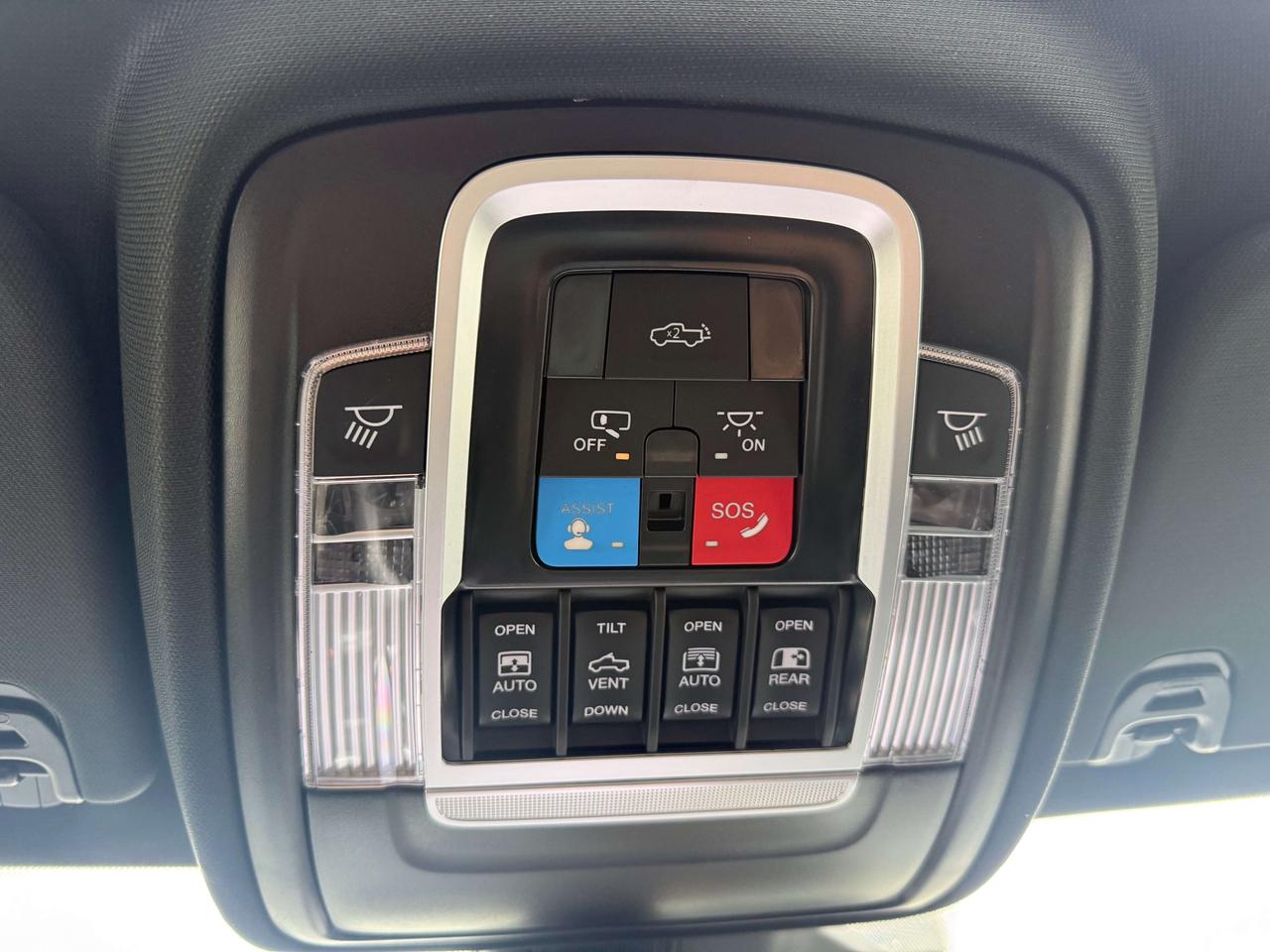 2027 RAM 1500 Rebel CREW CAB 4X4 Photo