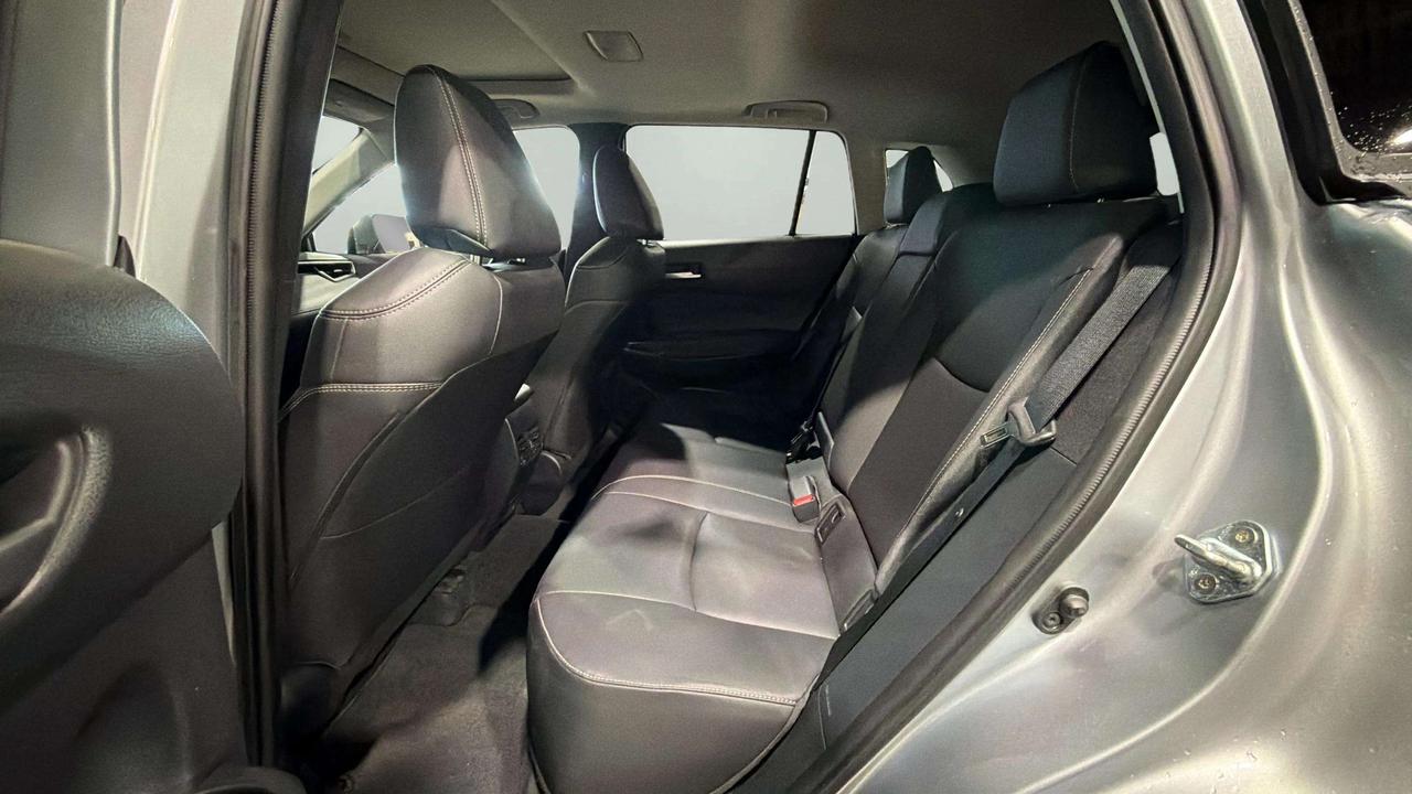 2023 Toyota Corolla Cross XLE| CLEAN CARFAX| SUNROOF| LEATHER| NAVI| CARPLAY Photo