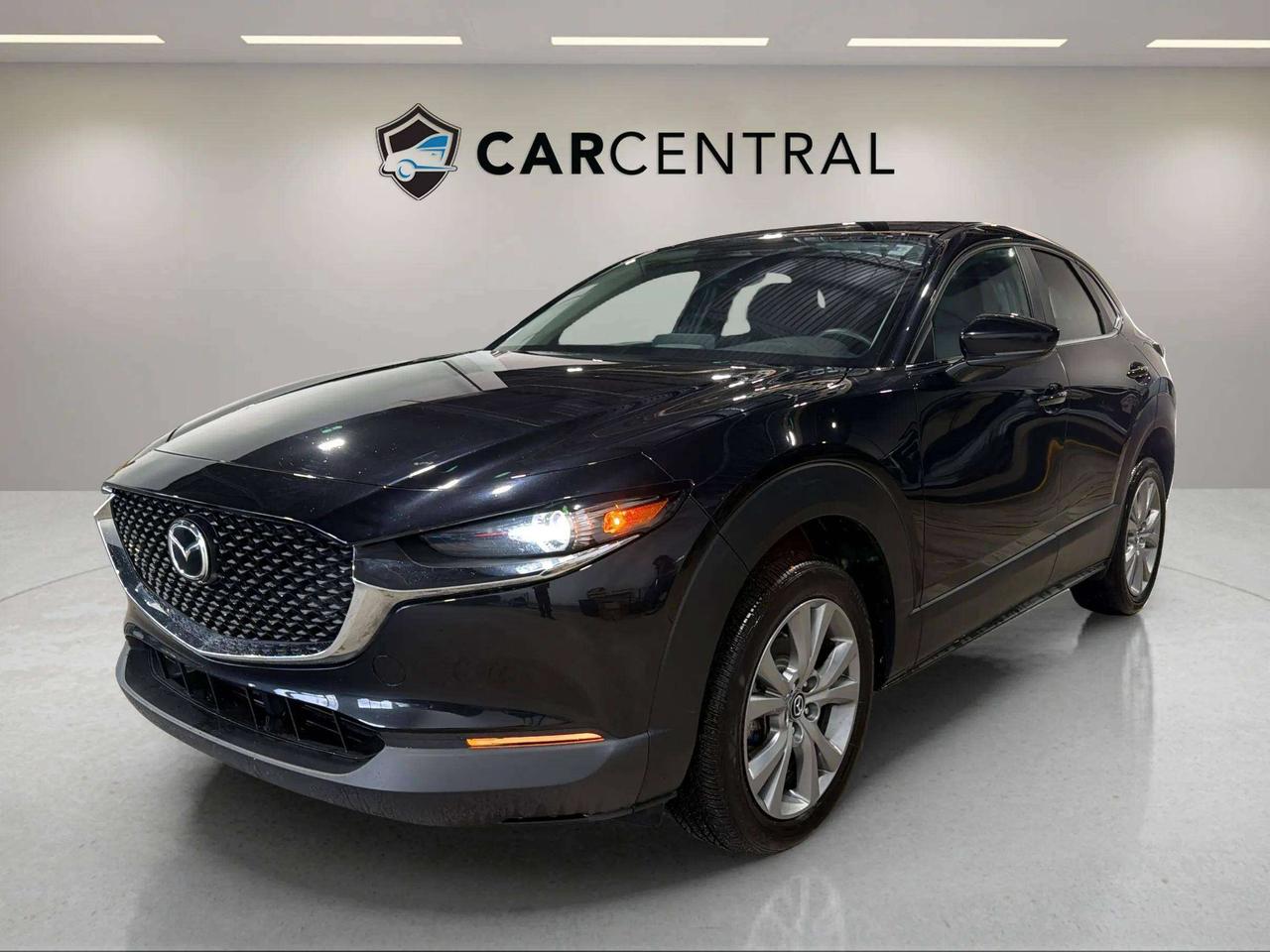 2024 Mazda CX-30 GS AWD| CLEAN CARFAX| HTD SEAT| CARPLAY Photo0