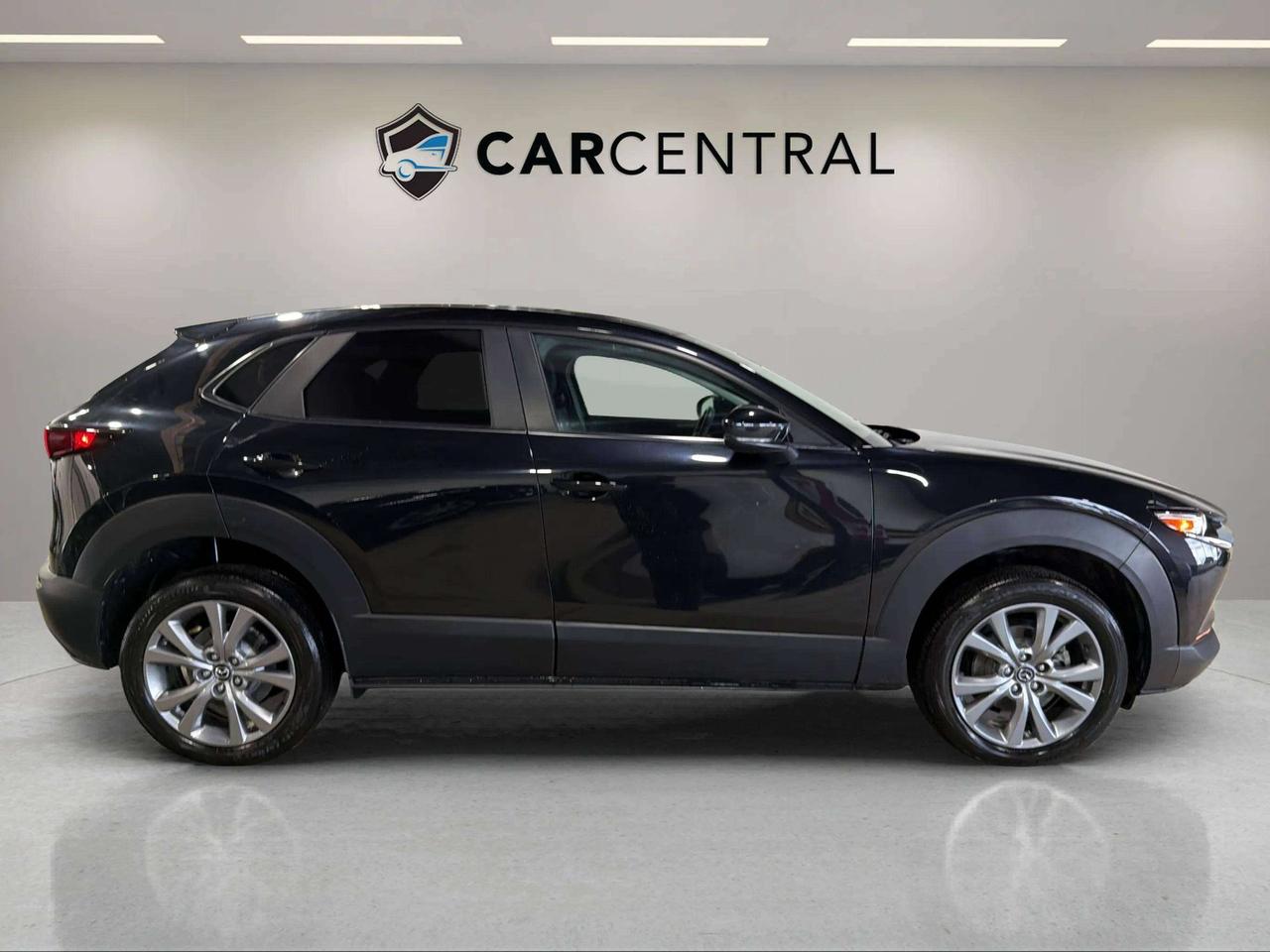 2024 Mazda CX-30 GS AWD| CLEAN CARFAX| HTD SEAT| CARPLAY Photo