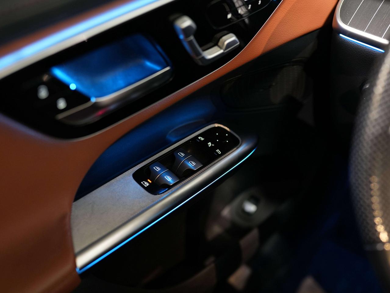 2023 Mercedes-Benz GLC 300 | AMG LINE | EXCLUSIVE PKG | NIGHT PKG Photo
