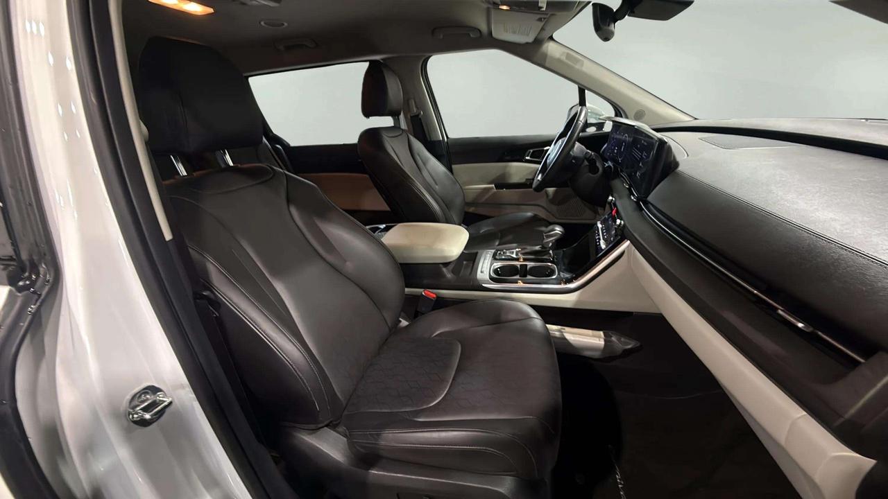 2023 Kia Carnival EX| CLEAN CARFAX| ONE OWNER| PWR DOORS & LIFTGATE Photo