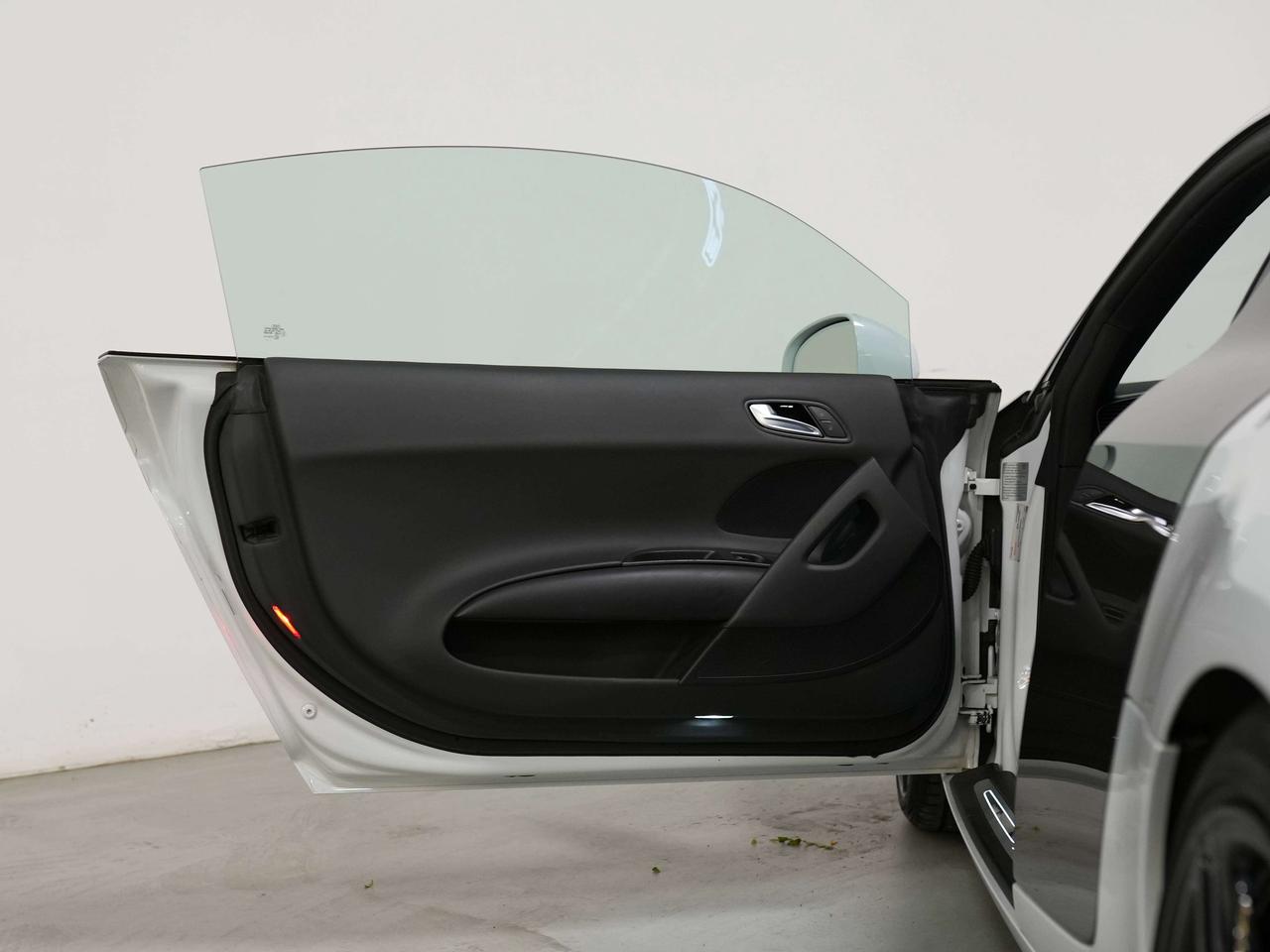 2012 Audi R8 MANUAL | B&O | REAR SPOILER Photo