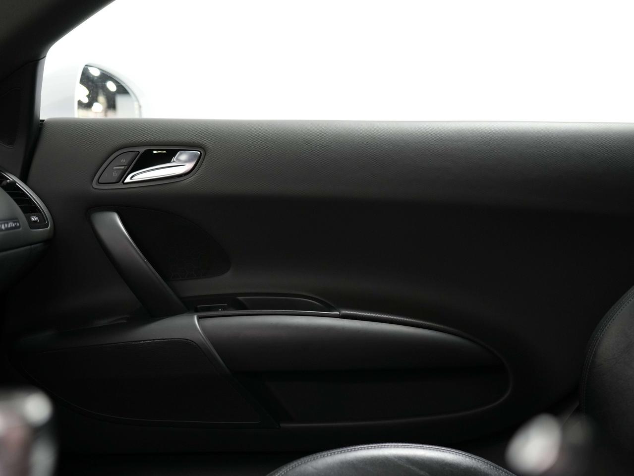 2012 Audi R8 MANUAL | B&O | REAR SPOILER Photo