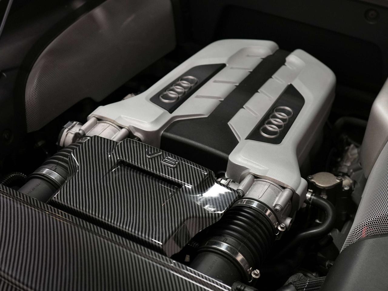 2012 Audi R8 MANUAL | B&O | REAR SPOILER Photo
