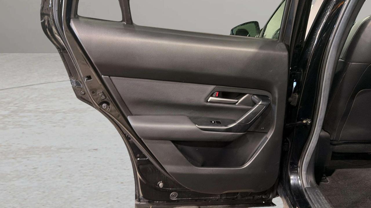 2024 Mazda CX-50 GS-L| CLEAN CARFAX| SUNROOF| BLIND SPOT| CARPLAY Photo