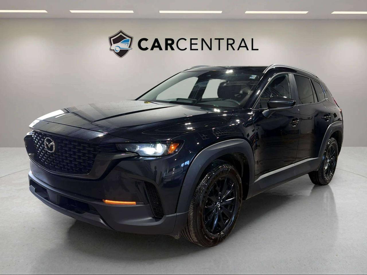 2024 Mazda CX-50 GS-L| CLEAN CARFAX| SUNROOF| BLIND SPOT| CARPLAY Photo0