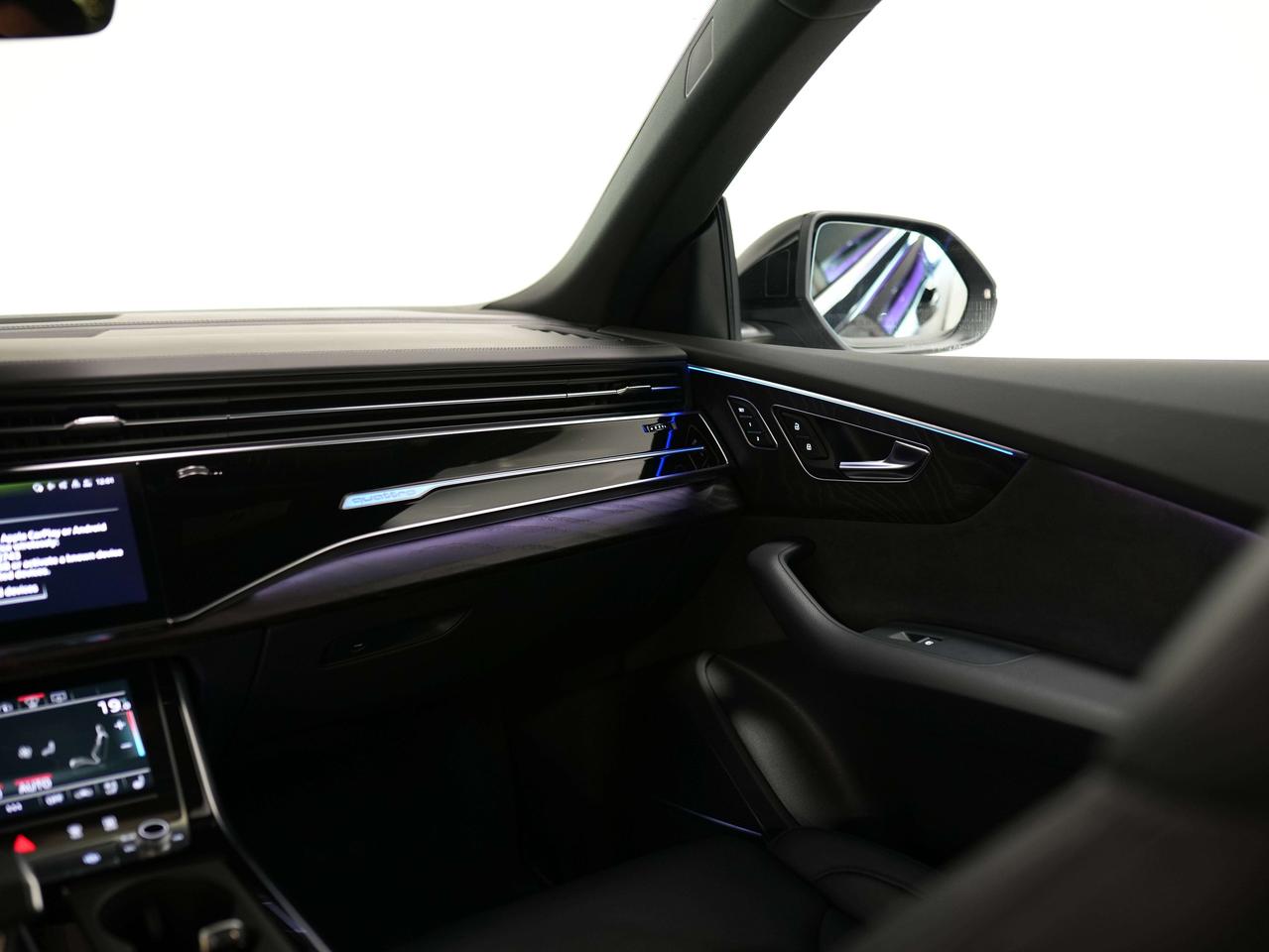 2021 Audi Q8 TECHNIK | S-LINE | 21 IN Photo
