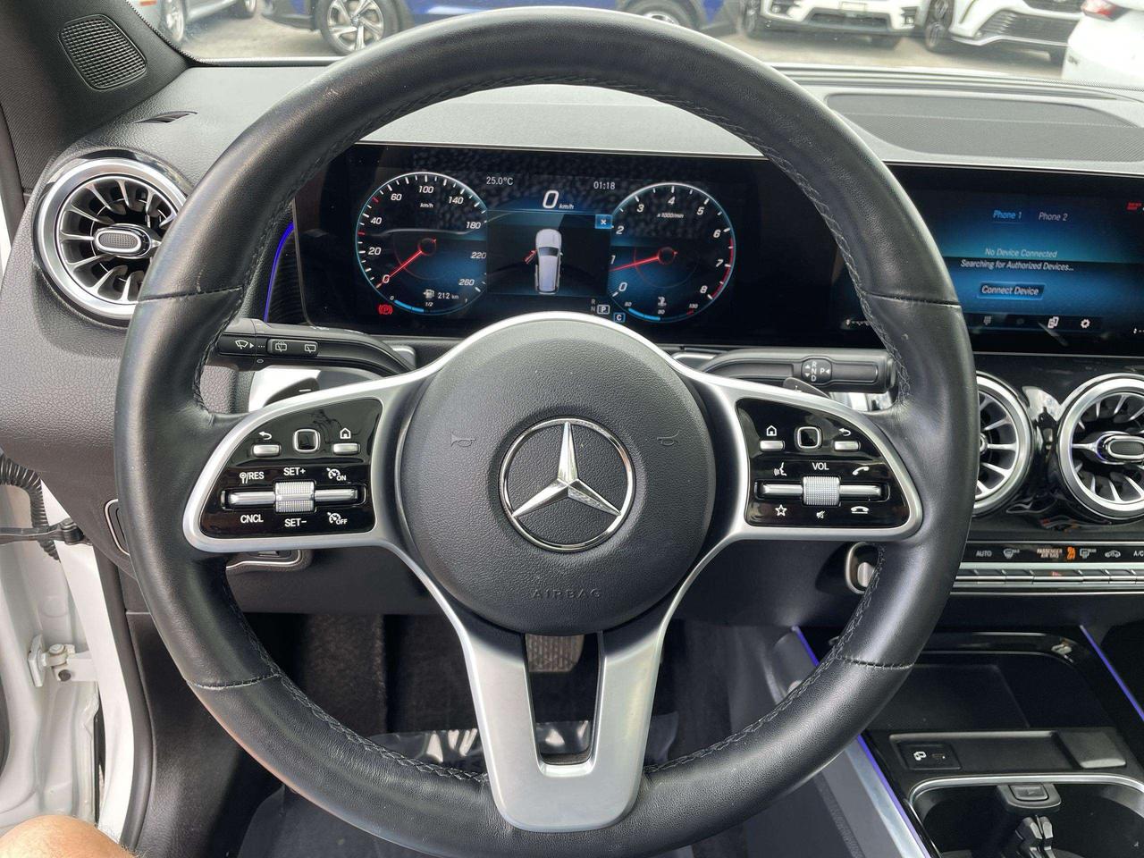 2022 Mercedes-Benz G-Class LEATHERETTE, PANO. ROOF, HTD. SEATS, BK. CAM, ALLOYS Photo