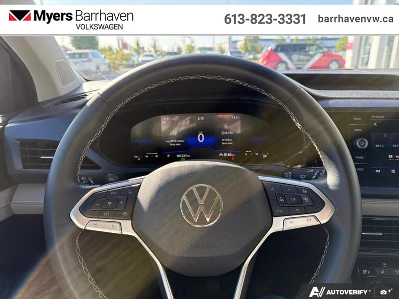 2024 Volkswagen Taos Comfortline 4MOTION  -  Heated Seats Photo