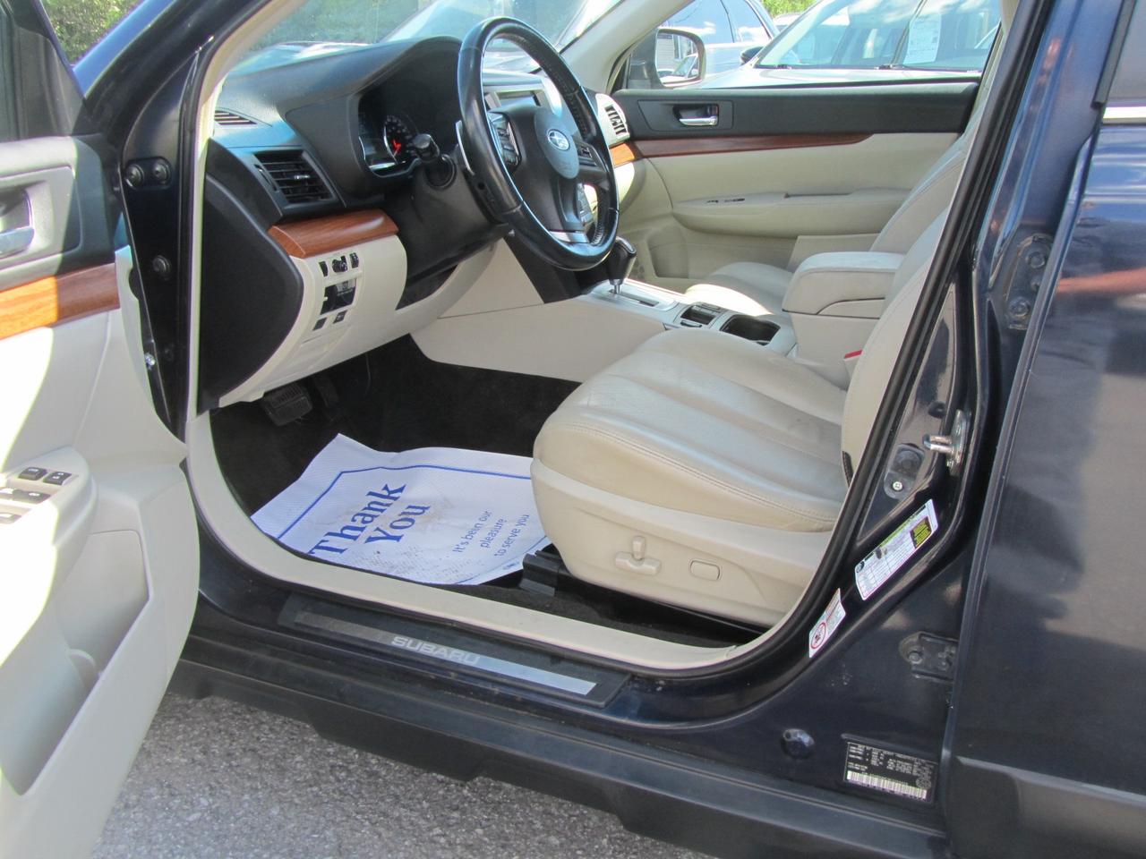 2014 Subaru Outback 4dr Wgn H4 Auto 2.5i Limited Photo