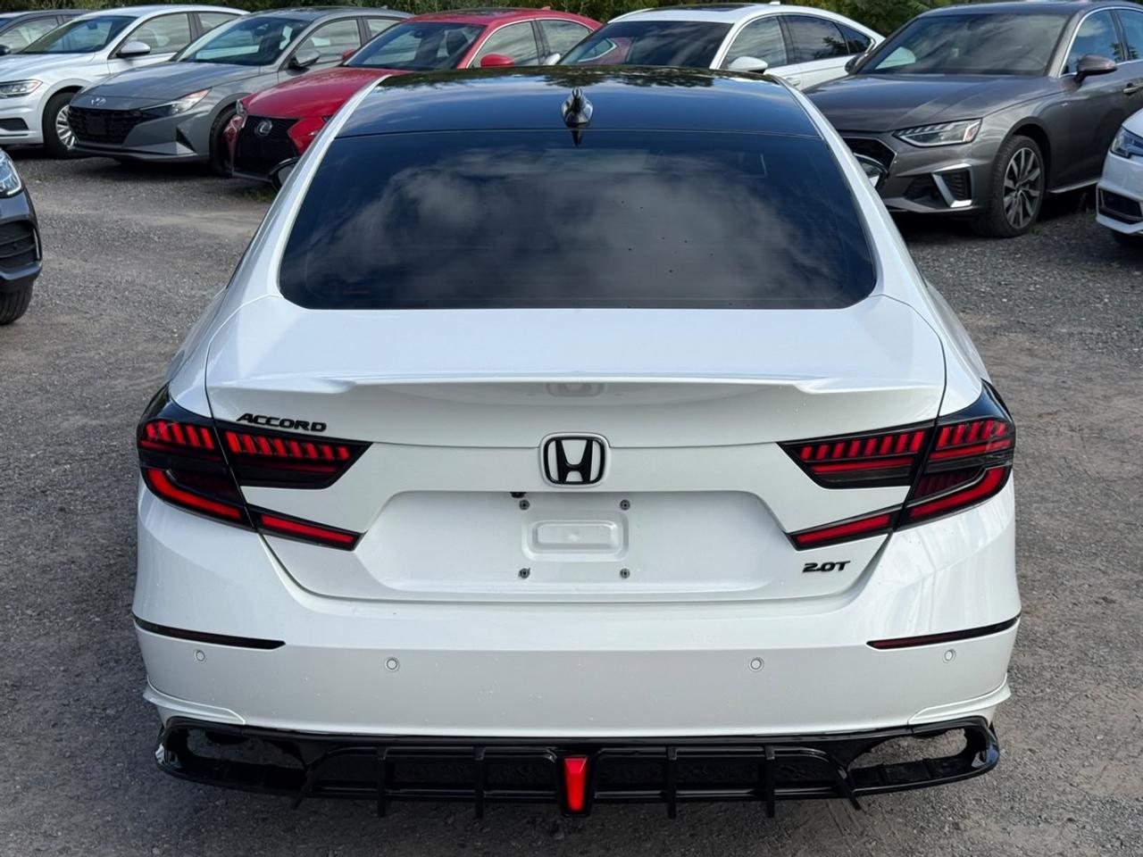 2022 Honda Accord Touring Photo