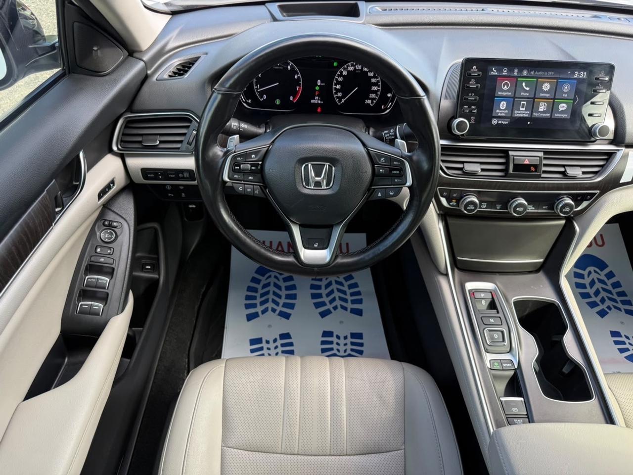 2022 Honda Accord Touring Photo