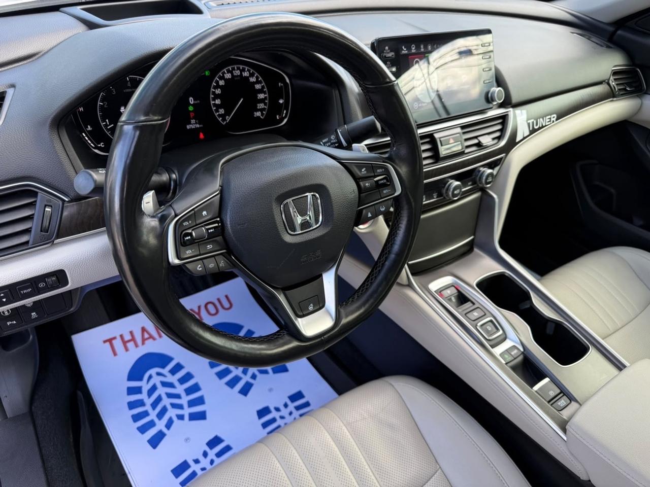 2022 Honda Accord Touring Photo