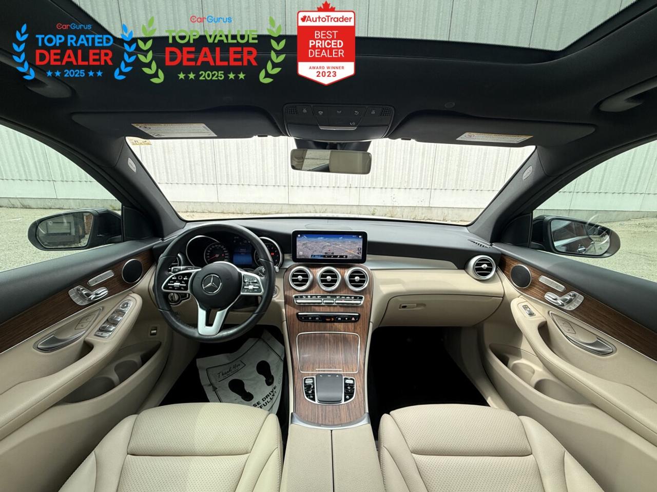2022 Mercedes-Benz GLC PREMIUM PKG | FULLY SERVICED AT MB | PANO | APPLE CARPLAY | LOADED Photo5