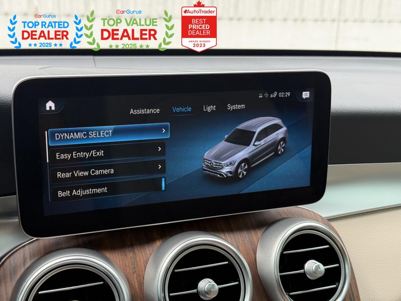 2022 Mercedes-Benz GLC PREMIUM PKG | FULLY SERVICED AT MB | PANO | APPLE CARPLAY | LOADED Photo