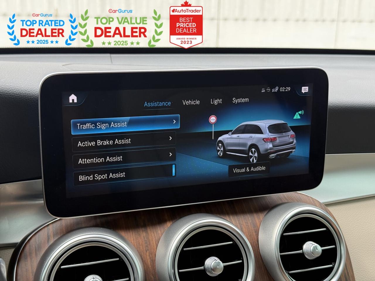 2022 Mercedes-Benz GLC PREMIUM PKG | FULLY SERVICED AT MB | PANO | APPLE CARPLAY | LOADED Photo