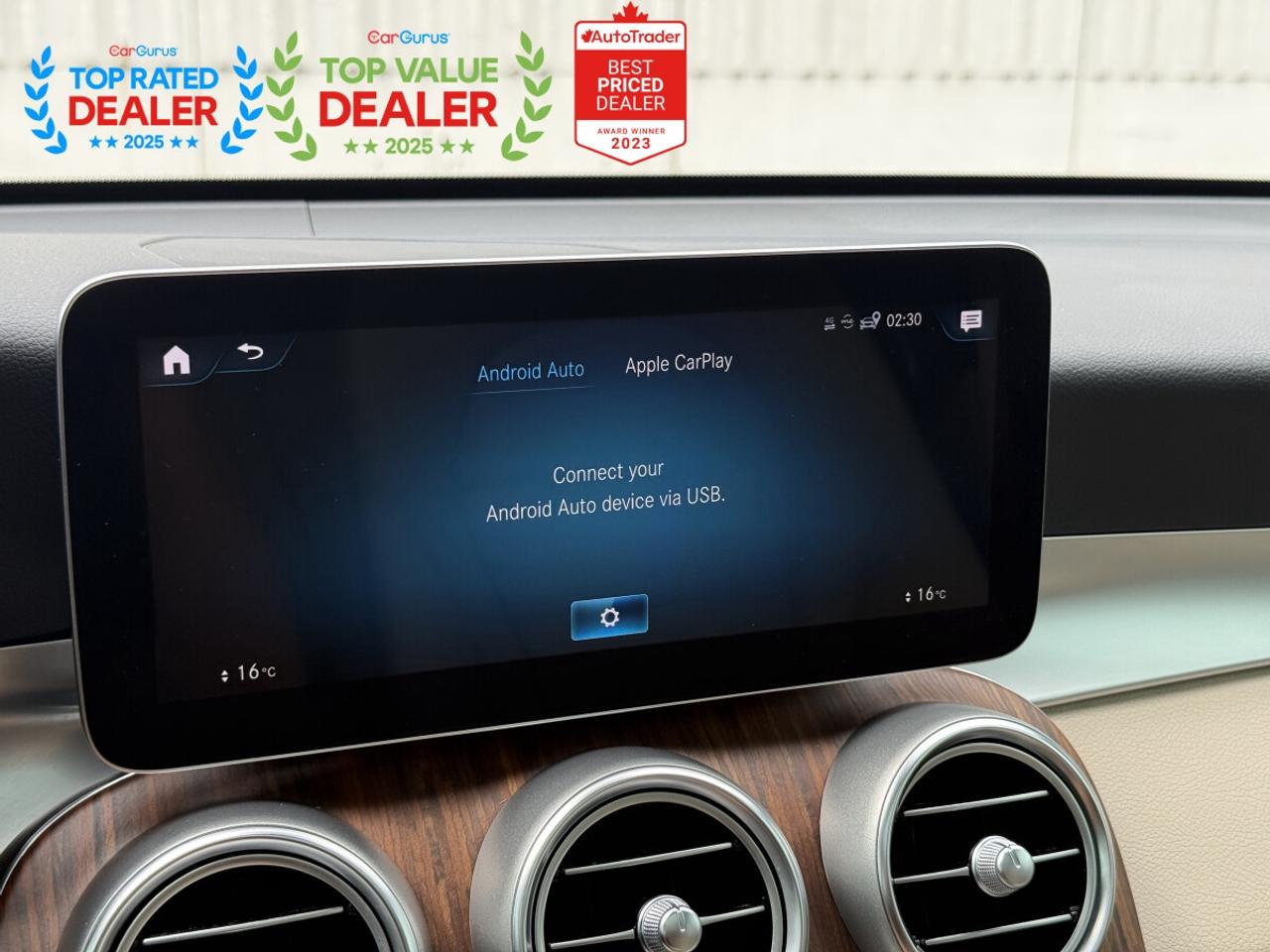 2022 Mercedes-Benz GLC PREMIUM PKG | FULLY SERVICED AT MB | PANO | APPLE CARPLAY | LOADED Photo
