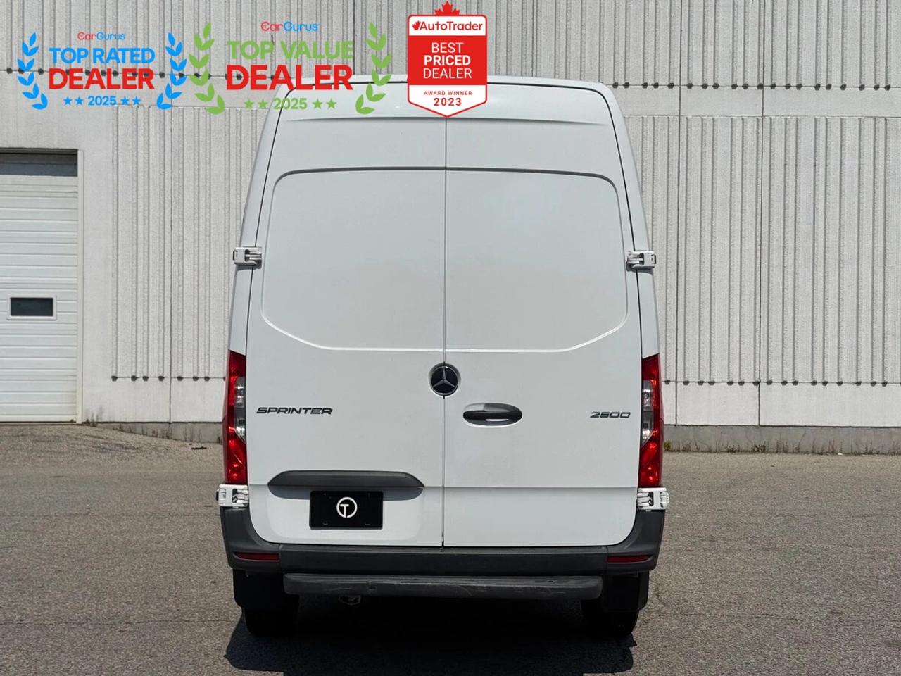 2022 Mercedes-Benz Sprinter 2500 | 144-in HIGHROOF | FULLY SERVICED AT MB | 360 CAMERA | APPLE CARPLAY | ANDROID AUTO Photo