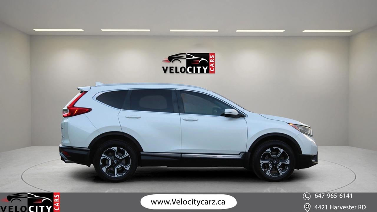 2017 Honda CR-V Touring Photo
