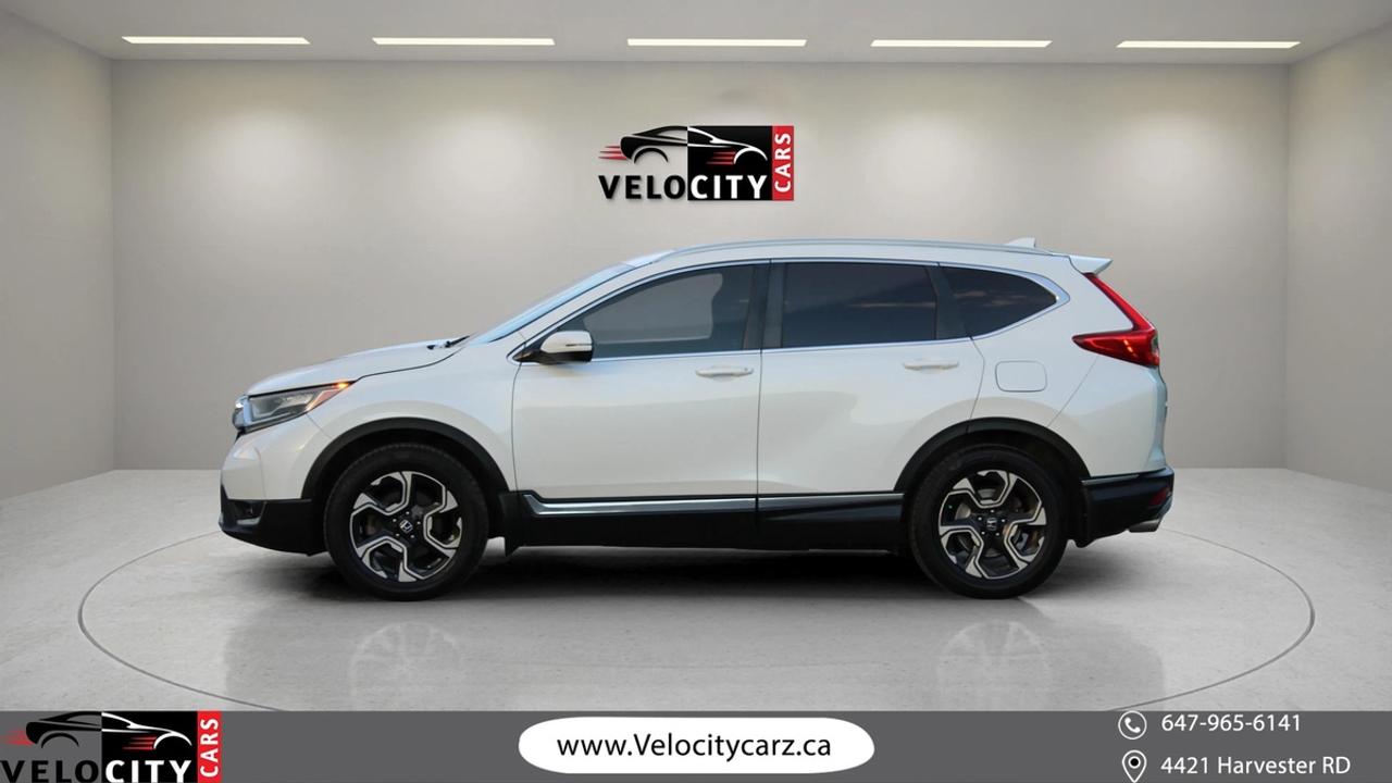 2017 Honda CR-V Touring Photo
