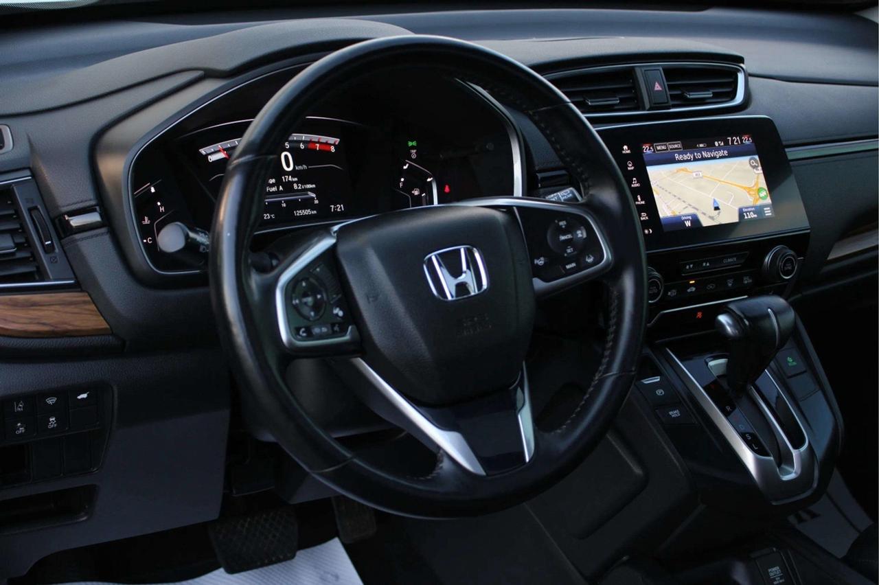 2017 Honda CR-V Touring Photo