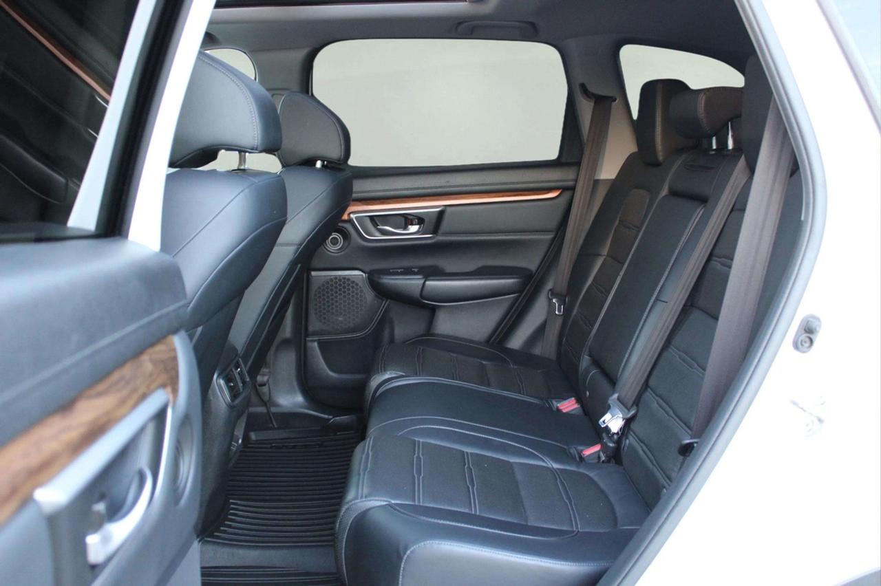 2017 Honda CR-V Touring Photo