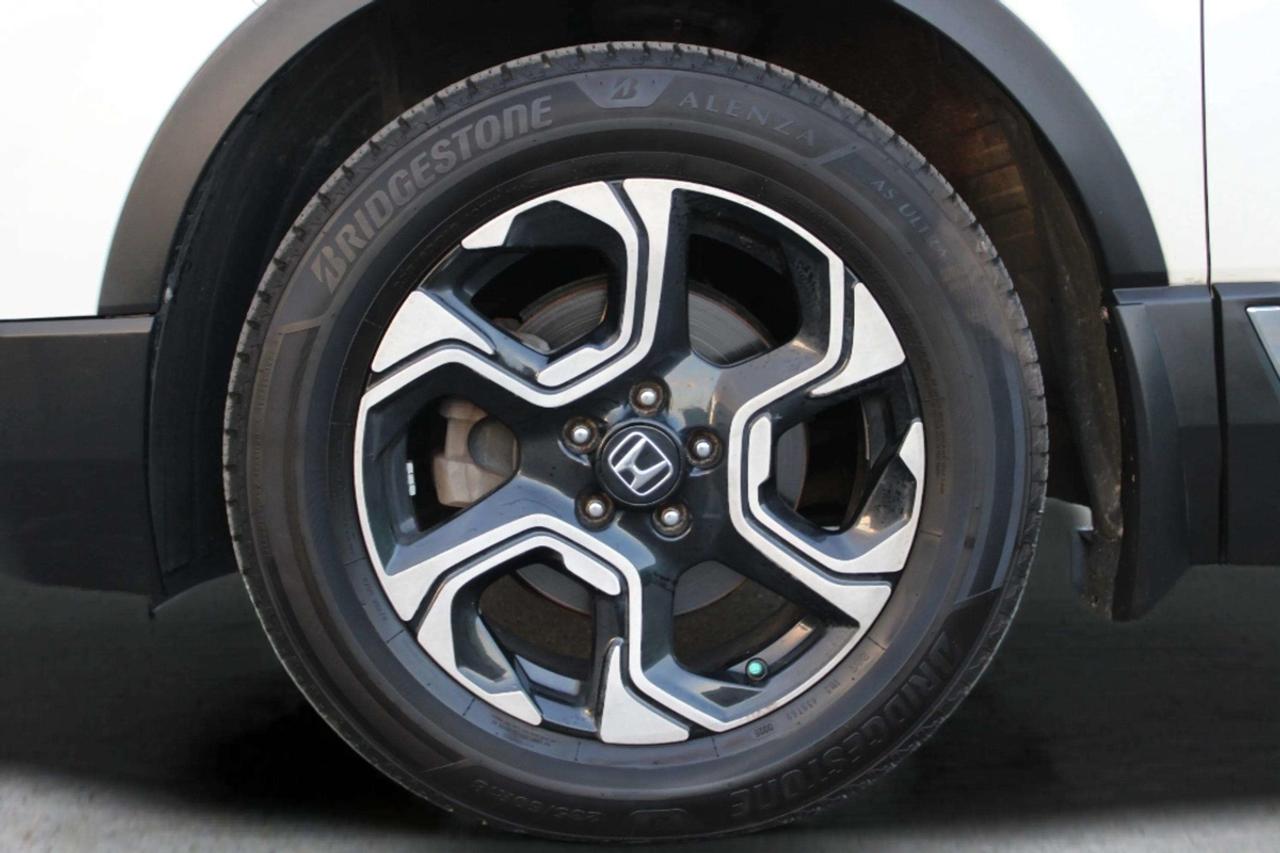 2017 Honda CR-V Touring Photo