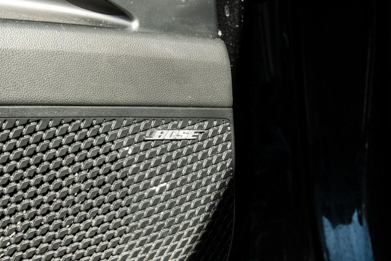 2023 Hyundai Elantra Luxury IVT Photo