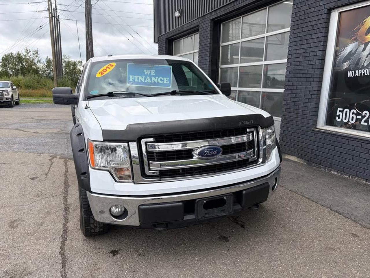 White 2013 Ford F-150 Pickup Truck Four-Wheel Drive Automatic