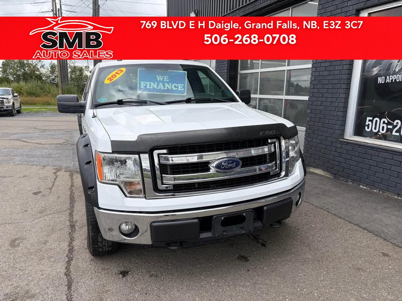 White 2013 Ford F-150 Pickup Truck Four-Wheel Drive Automatic